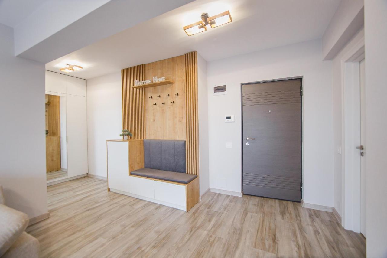 Creamy Wood Haven Apartment ออราแด ภายนอก รูปภาพ