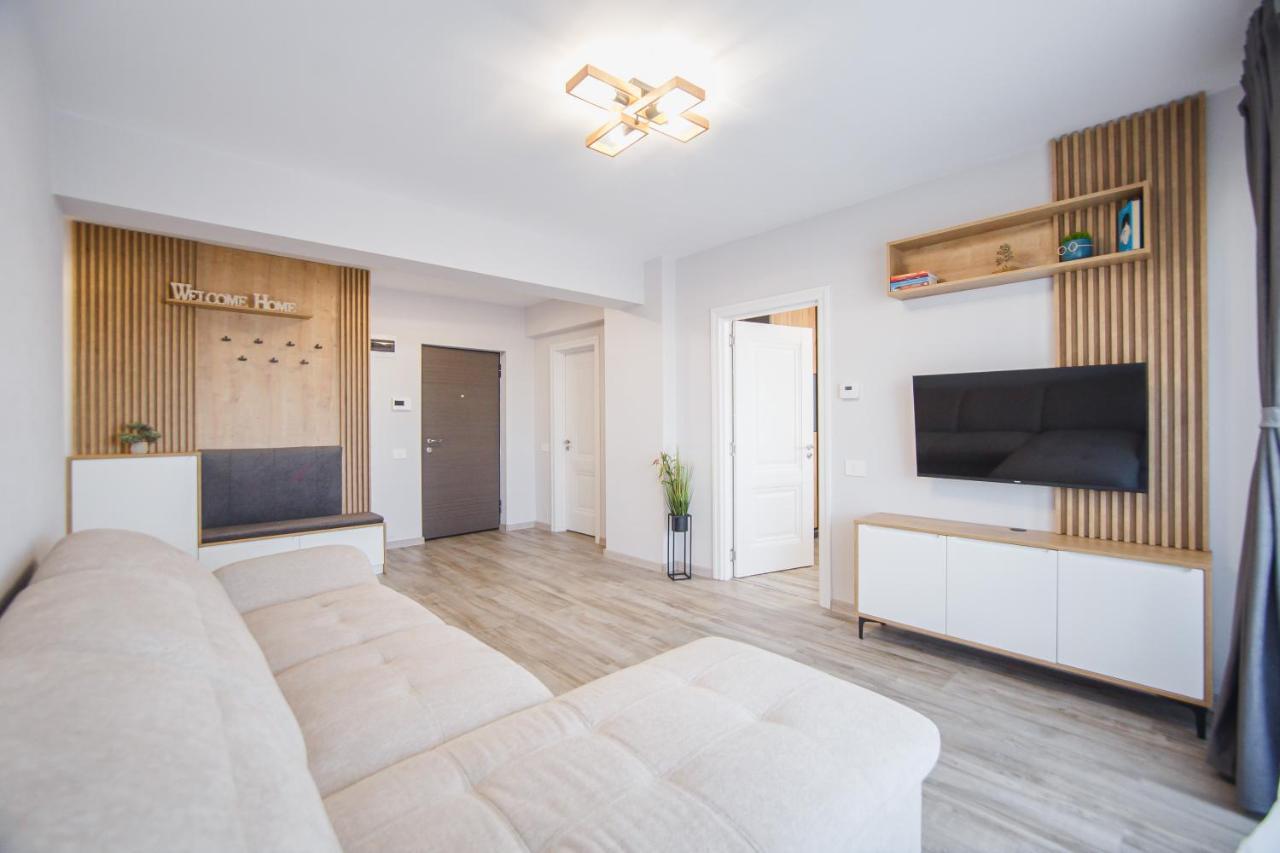 Creamy Wood Haven Apartment ออราแด ภายนอก รูปภาพ