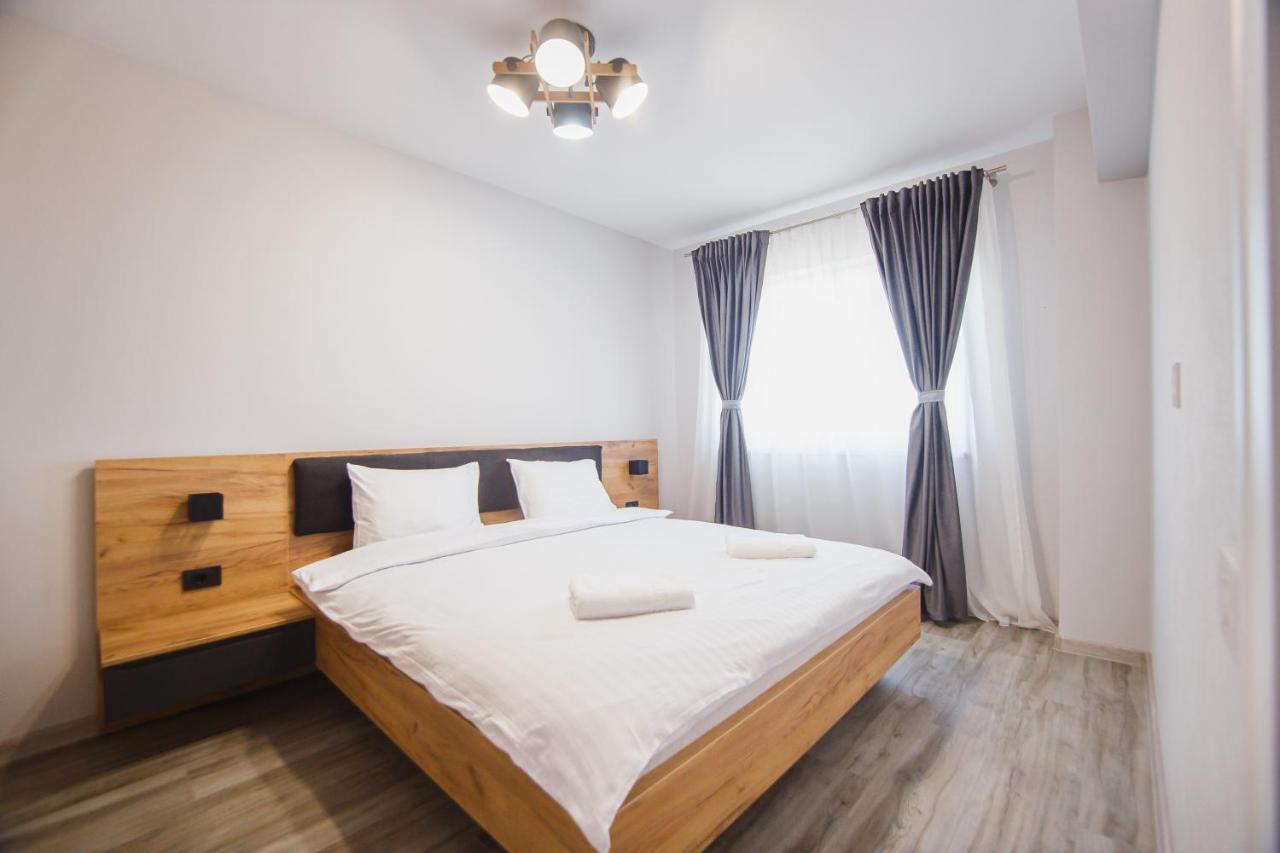 Creamy Wood Haven Apartment ออราแด ภายนอก รูปภาพ