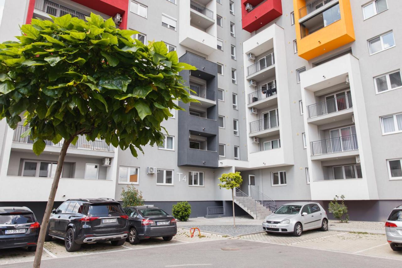 Creamy Wood Haven Apartment ออราแด ภายนอก รูปภาพ