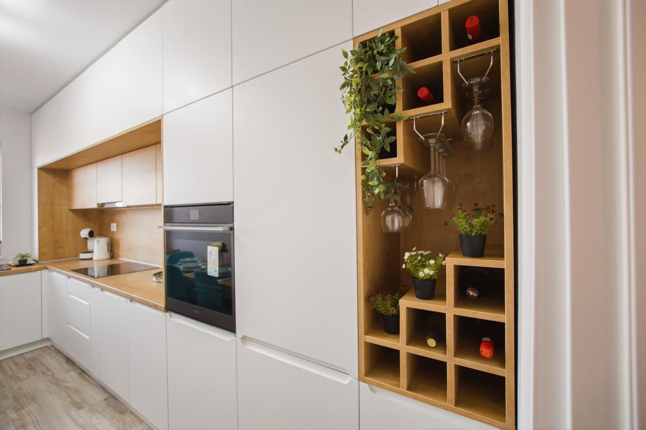 Creamy Wood Haven Apartment ออราแด ภายนอก รูปภาพ